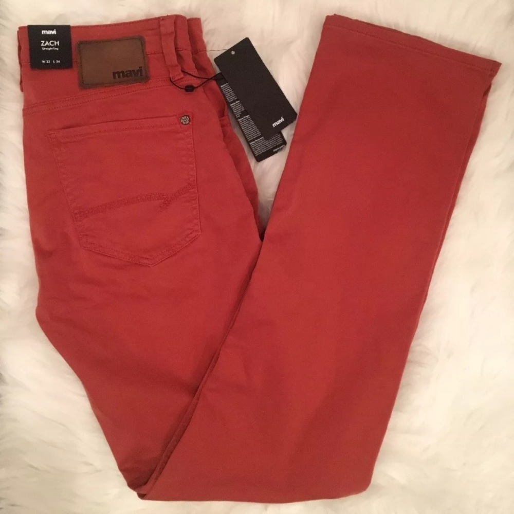 💚SOLD💚MAVI brick red ZACH straight leg jean NWT - Picture 1 of 8